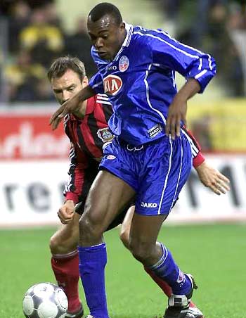 队不断前进 队不断前进